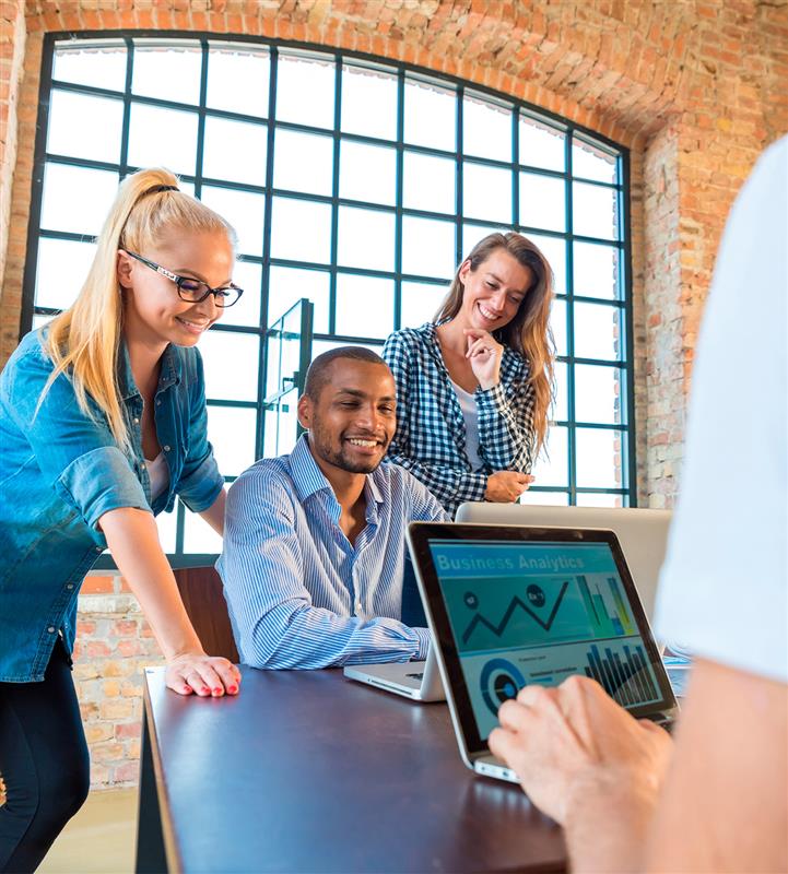 Leveraging Data Analytics to Improve Mobile App Marketing